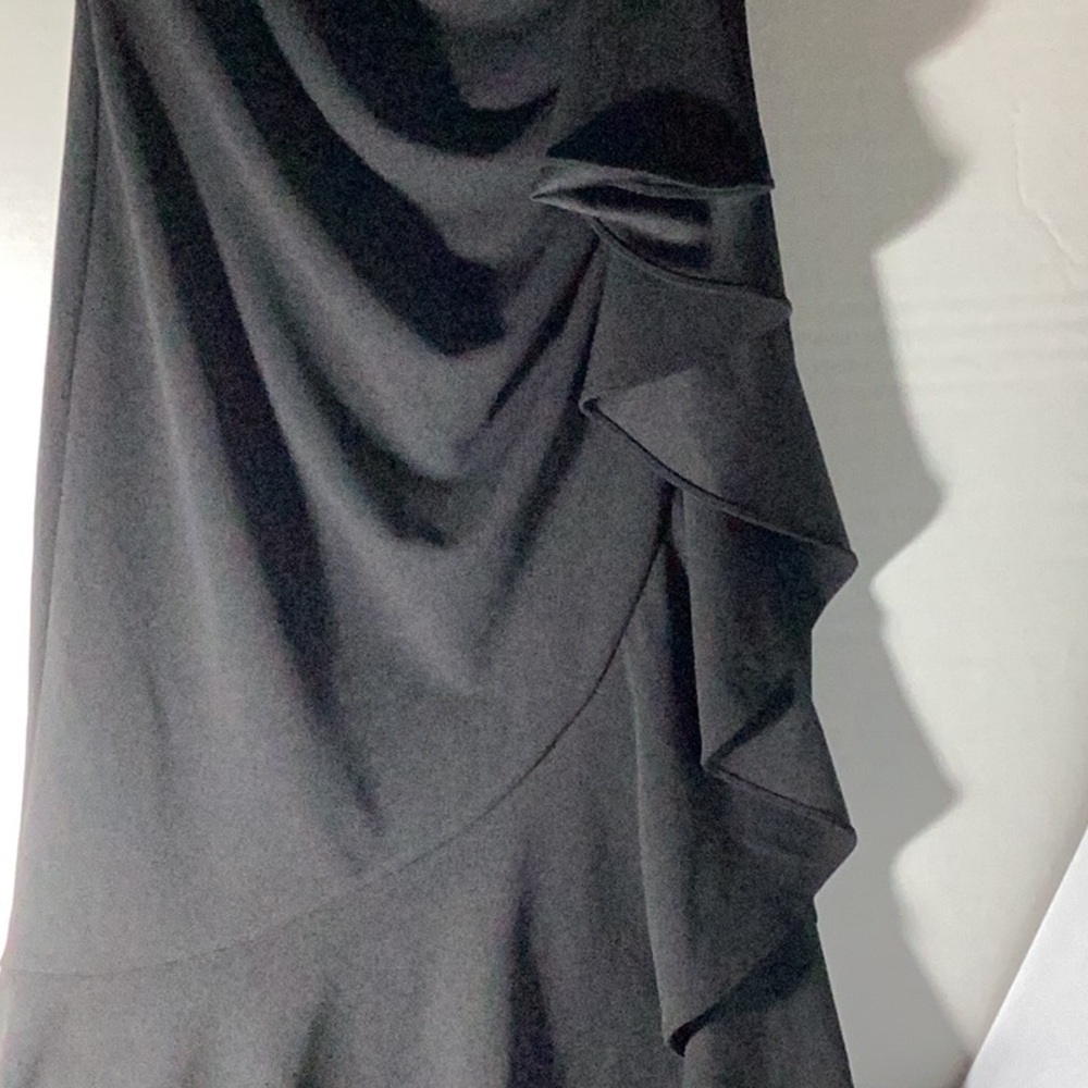 AQUA
Cascade Ruffle Gown - Exclusive - Picture 7 of 13